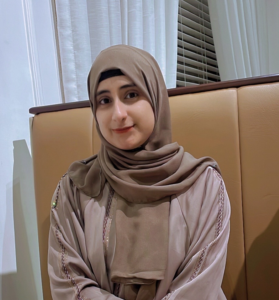 Kinza_Mehreen